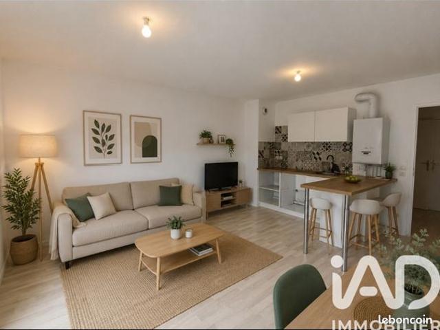 Studio 1 pièce 28 m²