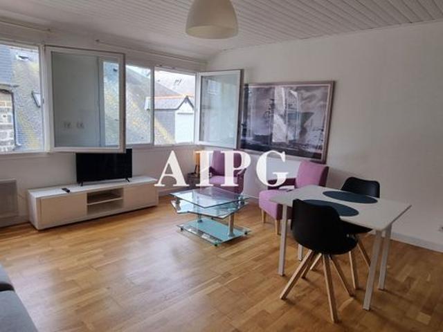 Studio 1 pièce 28 m²