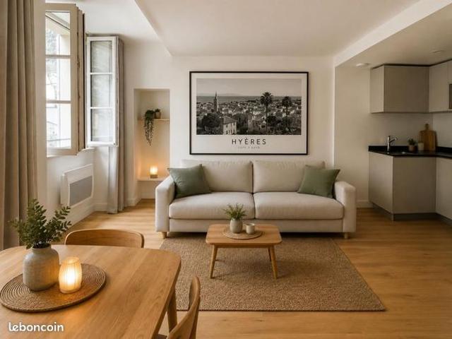 Studio 1 pièce 28 m²