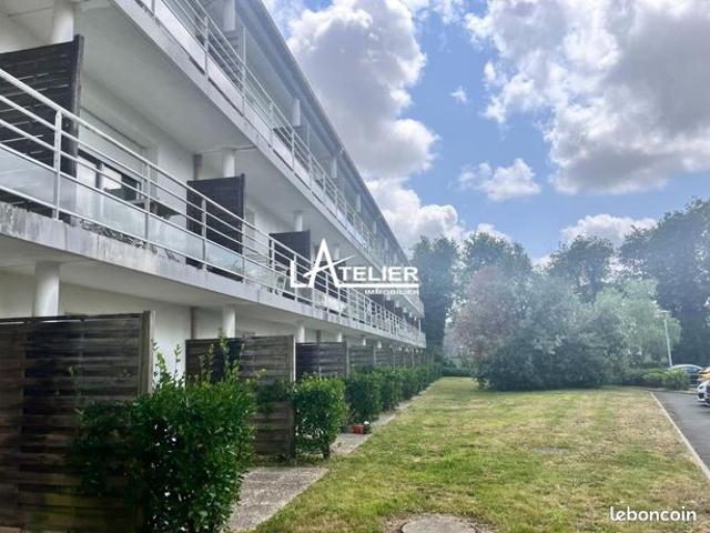Studio 1 pièce 28 m²
