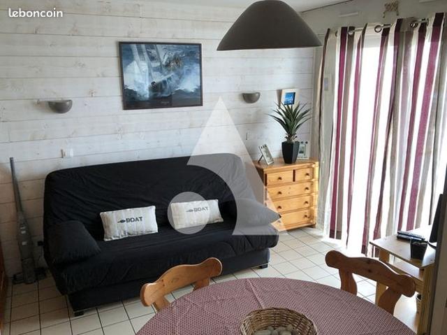 Studio 1 pièce 28 m²