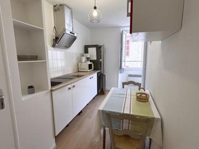 Studio 1 pièce 28 m²