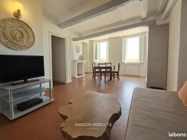 Studio 1 pièce 28 m²