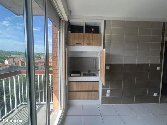 Studio 1 pièce 28 m²
