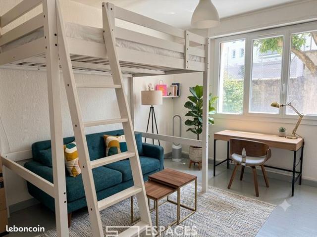 Studio 1 pièce 28 m²