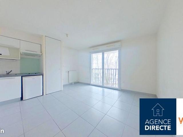 Studio 1 pièce 28 m²