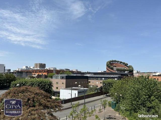 Studio 1 pièce 28 m²