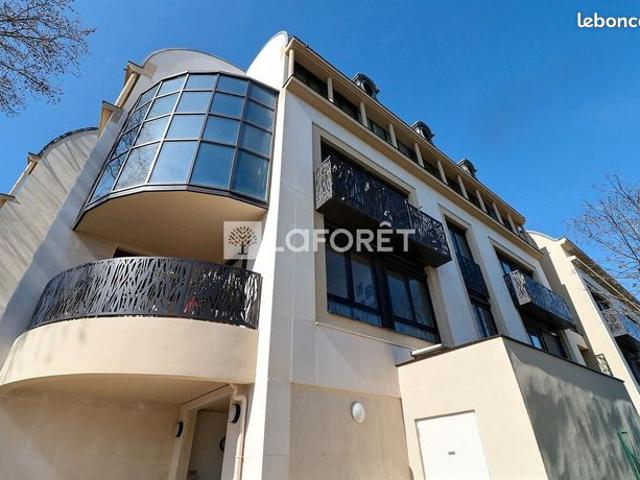 Studio 1 pièce 28 m²