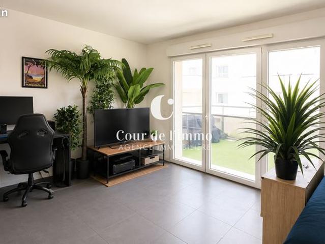 Studio 1 pièce 28 m²