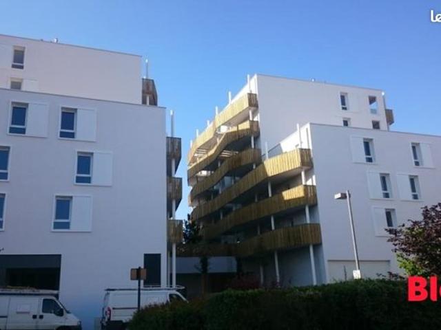 Studio 1 pièce 28 m²
