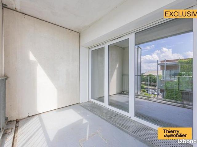 Studio 1 pièce 28 m²