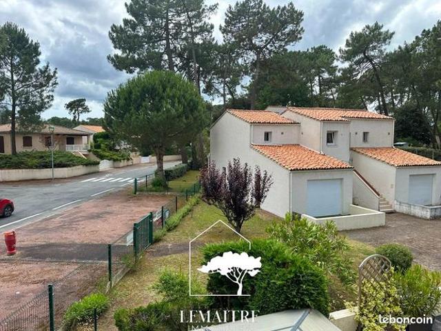 Studio 1 pièce 28 m²