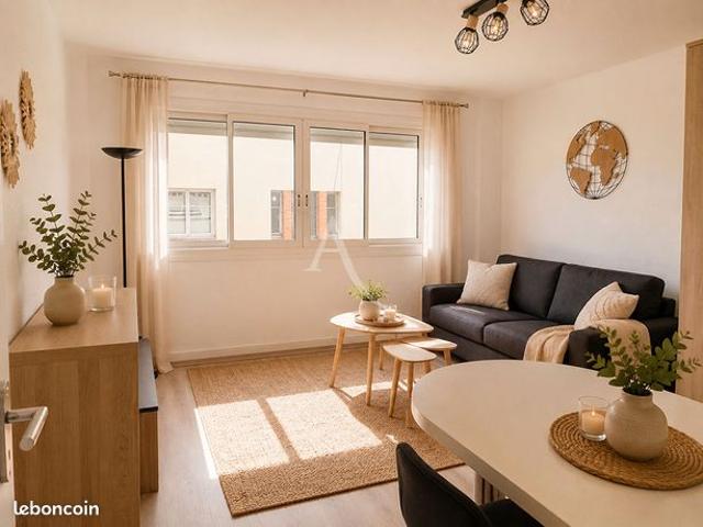 Studio 1 pièce 28 m²