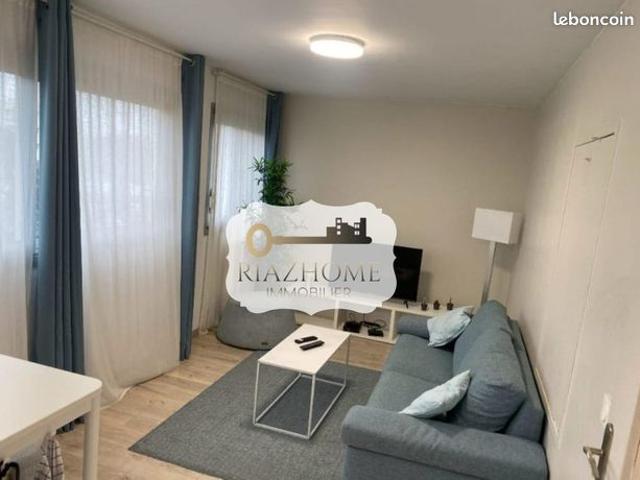 Studio 1 pièce 28 m²