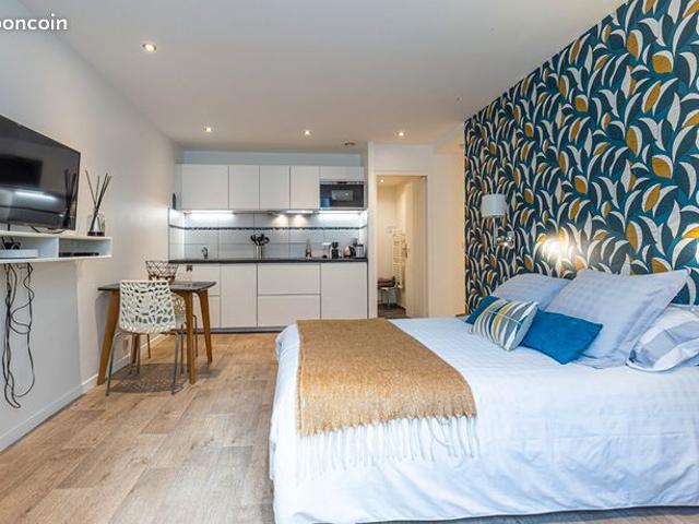 Studio 1 pièce 28 m²