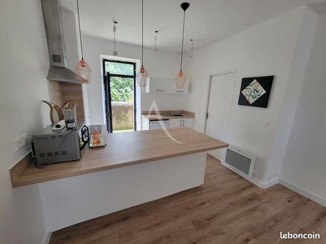 Studio 1 pièce 28 m²