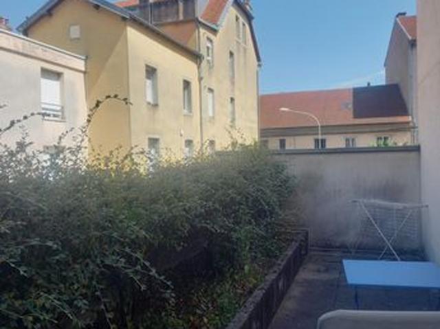 Studio 1 pièce 28 m²