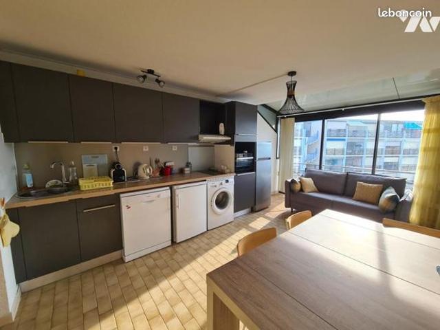 Studio 1 pièce 28 m²