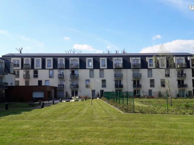 Studio 1 pièce 28 m²