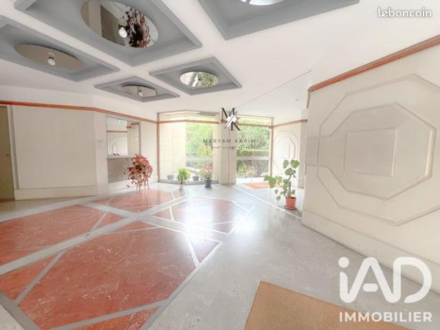 Studio 1 pièce 28 m²