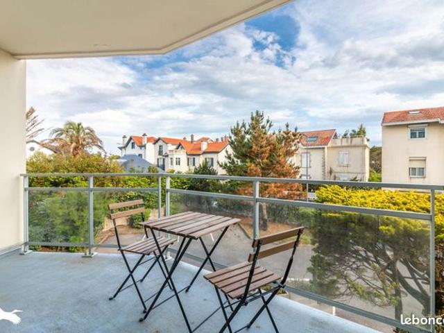 Studio 1 pièce 28 m²