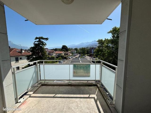 Studio 1 pièce 28 m²