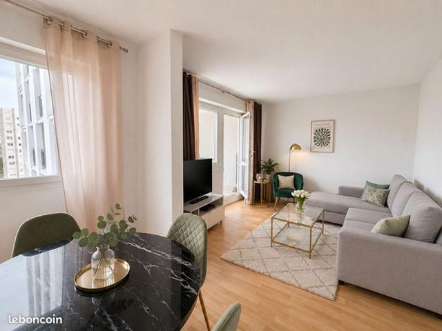 Studio 1 pièce 28 m²