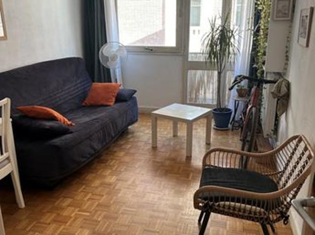 Studio 1 pièce 28 m²