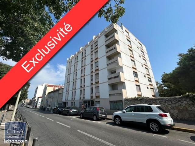 Studio 1 pièce 28 m²