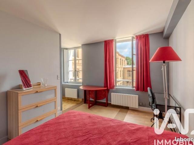 Studio 1 pièce 28 m²