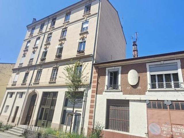 Studio 1 pièce 28 m²