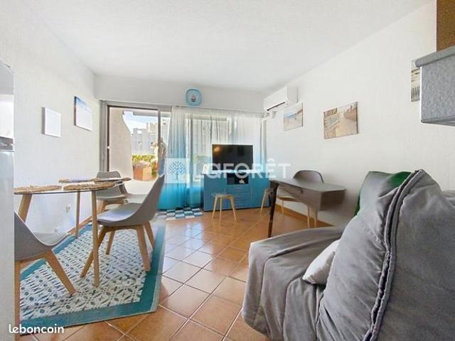 Studio 1 pièce 28 m²