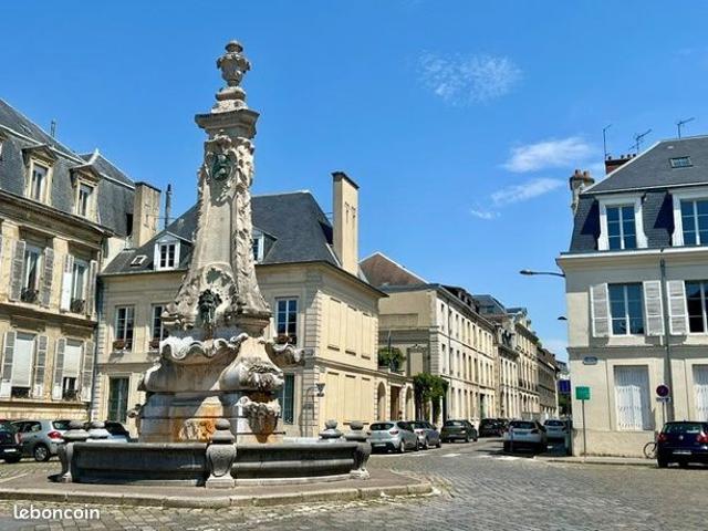Studio 1 pièce 28 m²