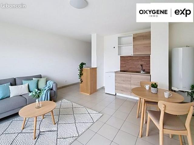 Studio 1 pièce 28 m²