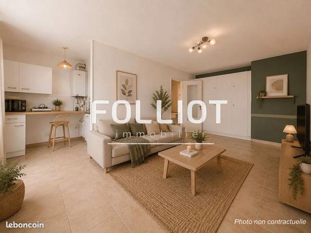 Studio 1 pièce 28 m²