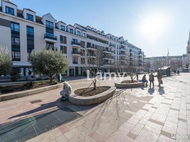 Studio 1 pièce 28 m²