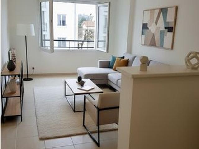 Studio 1 pièce 28 m²
