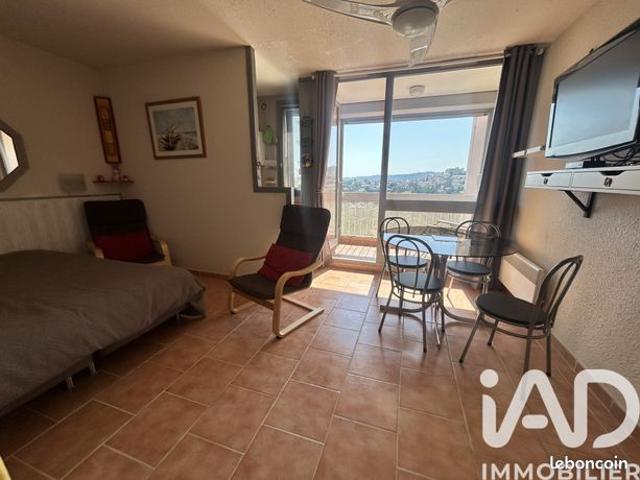 Studio 1 pièce 28 m²
