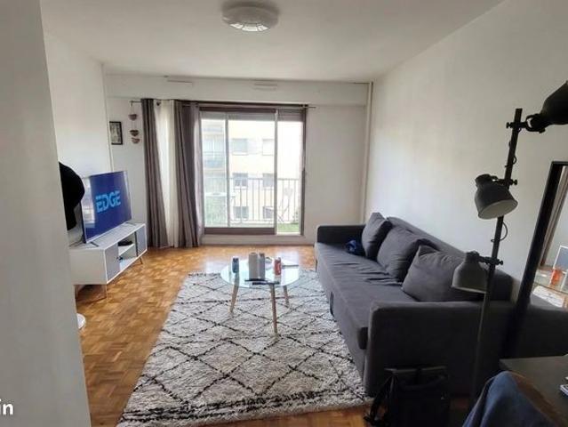 Studio 1 pièce 28 m²