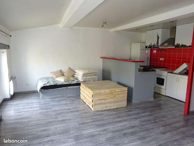 Studio 1 pièce 28 m²