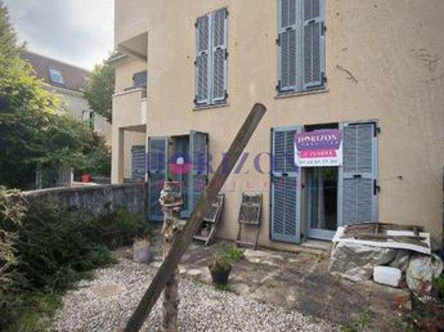 Studio 1 pièce 29 m²