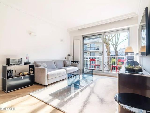 Studio 1 pièce 29 m²