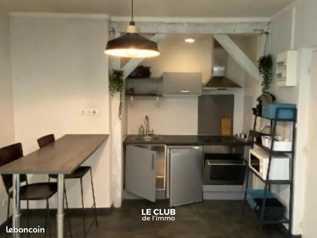 Studio 1 pièce 29 m²