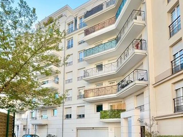 Studio 1 pièce 29 m²