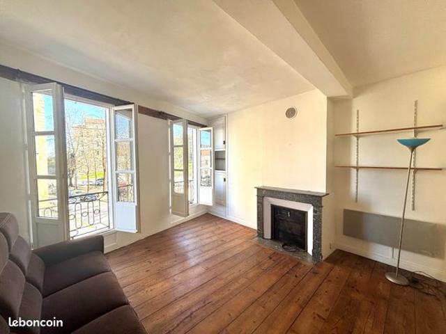 Studio 1 pièce 29 m²