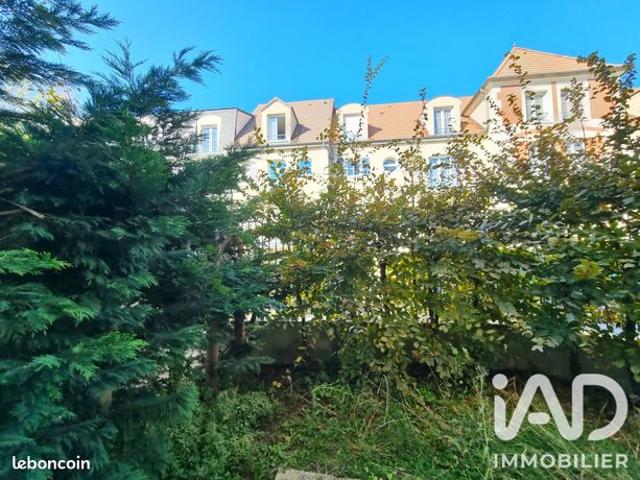 Studio 1 pièce 29 m²