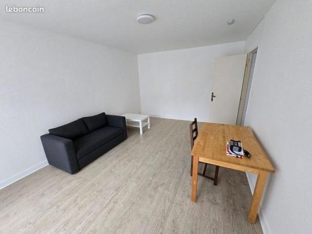 Studio 1 pièce 29 m²