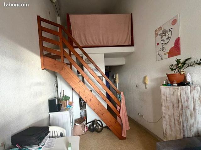 Studio 1 pièce 29 m²