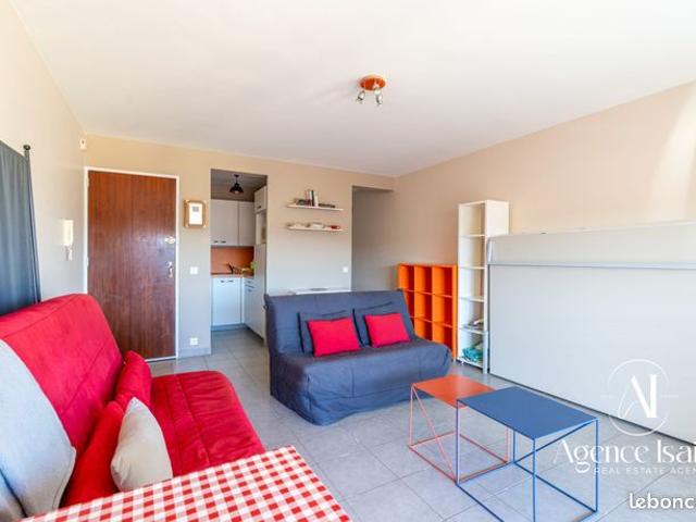 Studio 1 pièce 29 m²