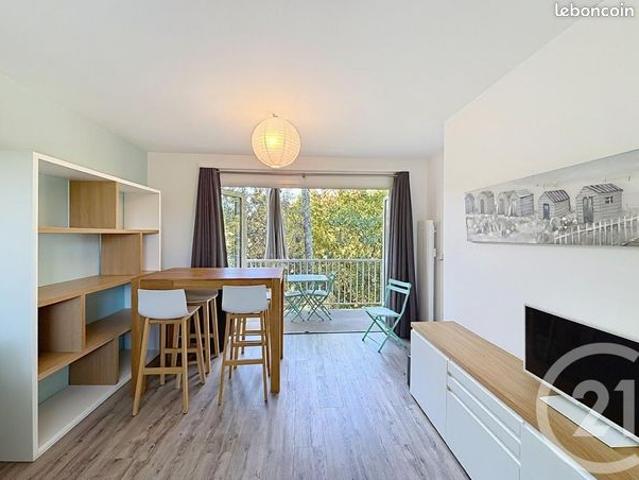 Studio 1 pièce 29 m²